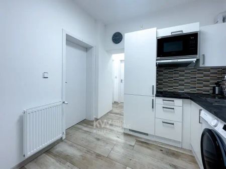 Pronájem - pokoj s vlastní koupelnou (celkem 14 m - Photo 3