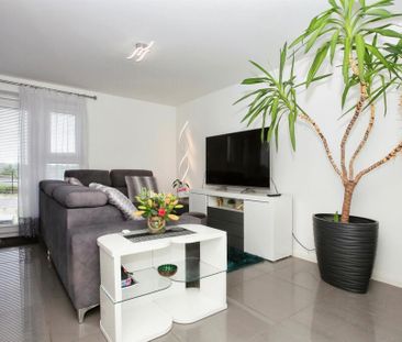 2 bedroom apartment - Photo 2