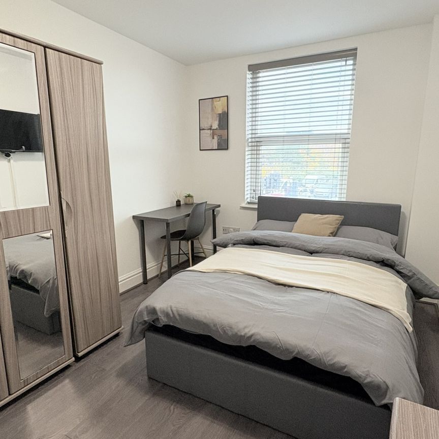 Bow Lane, Preston - Photo 1