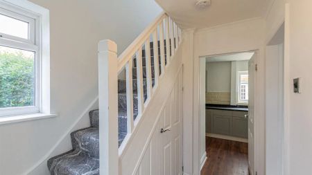 Cotswold Road, Warrington, WA2 - Photo 5