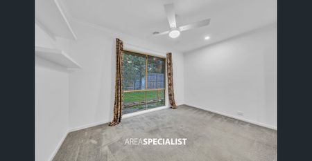 Modern 3-Bedroom Family Home in Cranbourne North – Spacious, Stylish & Convenient! - Photo 4