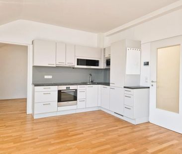 Pillweinstraße, sonnige und ruhig gelegene Dachgeschosswohnung mit ... - Foto 4