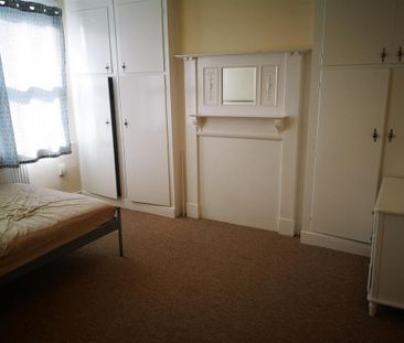 3 bedroom apartment to rent - Photo 1