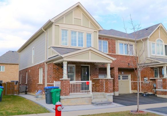 For Lease - 62 Quillberry Close, Brampton, Ontario - Photo 1