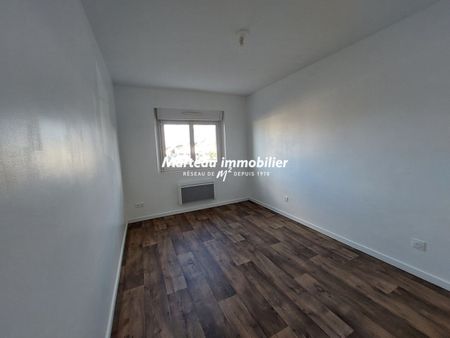 Location Appartement 3 pièces 77m² - Photo 3