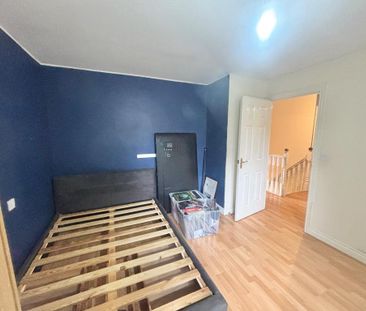 4 bedroom detached house to rent - Photo 6