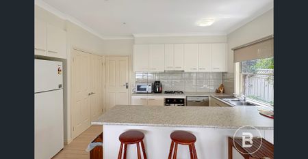 Beautifully Presented Three-Bedroom Townhouse - Photo 2