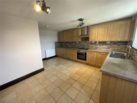 2 bedroom terraced house to rent - Photo 2