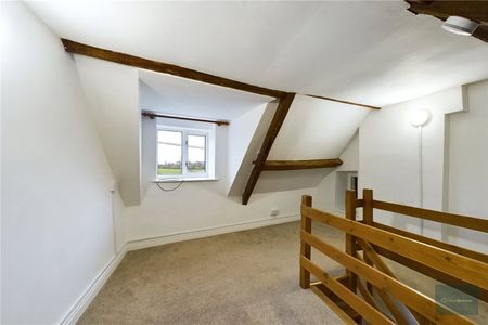 Travellers Rest Bath Road, Corsham - 3 bedrooms Property for lettings - Chasebuchanan - Photo 4