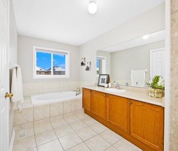 For Lease - 39 Harkness Drive, Whitby, Ontario - Photo 2