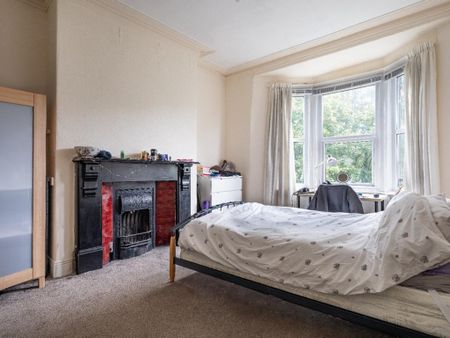 4 bedroom maisonette to rent - Photo 3