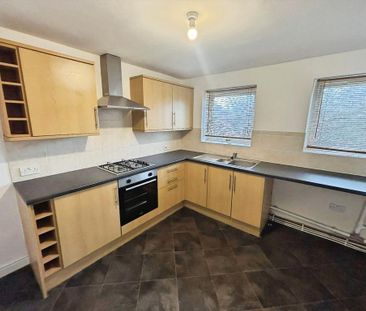 2 bedroom apartment to rent - Photo 3