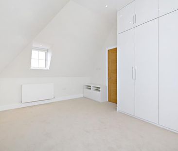 3 Bedroom Flat To Let - Photo 1