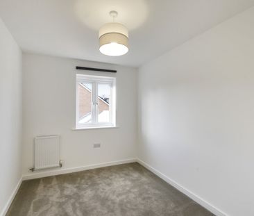 3 bedroom detached house to rent - Photo 4