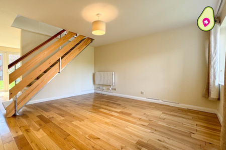 2 bed maisonette to rent in Ellison Way, Wokingham, RG40 2AB - Photo 2