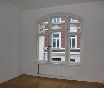 Attraktive 3 Zimmer-Wohnung mit Parkett in der Schelfstadt zu mieten! - Foto 4