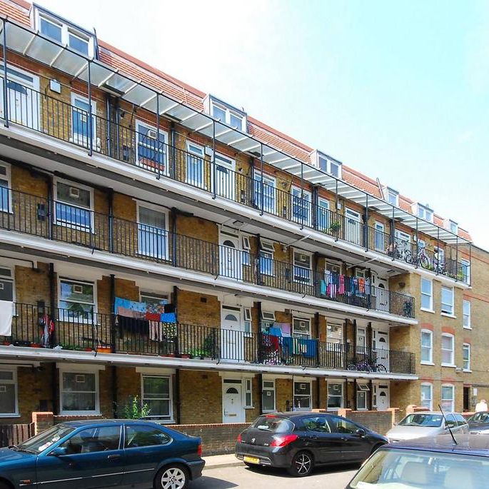 3 bedroom maisonette to rent - Photo 1