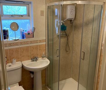 Room in a Shared House, Stanley Road, N15 - Photo 6