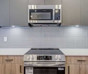 For Lease - 414 Lawrence Heights Way, Toronto, Ontario - Photo 3