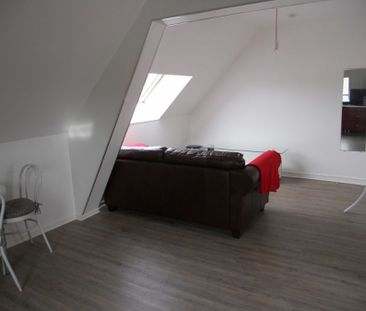 CHARMANT T2 PROCHE CENTRE VILLE - Photo 1