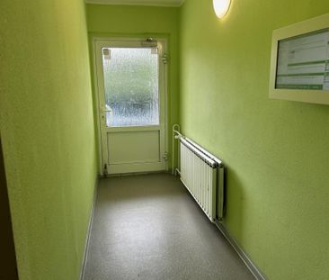 Wohnung auf bequemer Etage, Nähe Elsteraue und mit Loggia! - Photo 3