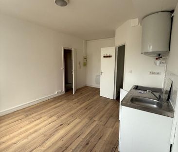 Appartement 1 pièce de 18.29m2 rue de Pont L’Abbé QUIMPER - Photo 1