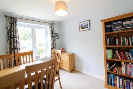 3 bedroom detached house to rent - Photo 3