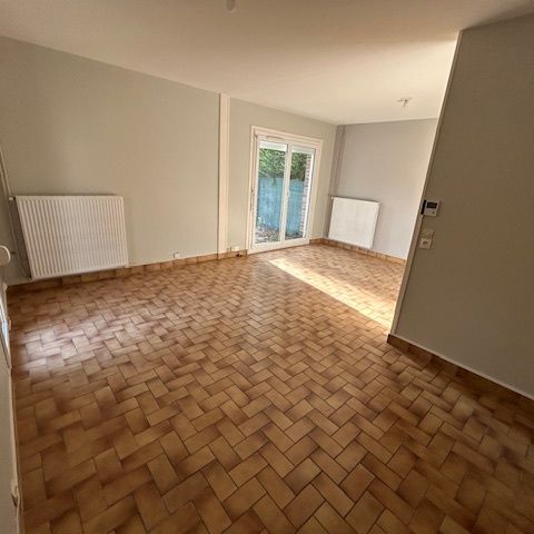 Location Maison 5 pièces 87m² GRAVELINES 59820 - Photo 1