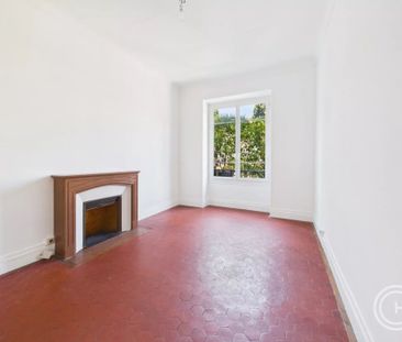 Location Appartement 3 pièces 76m² NICE 06100 - Photo 2