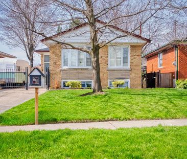 For Lease - 12 Leavenworth Crescent, Toronto, Ontario - Photo 5