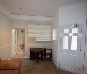 4 bedroom house to rent - Photo 2