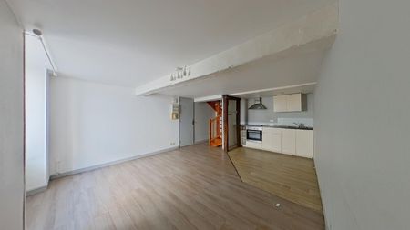 Location Appartement 4 pièces 85m² POITIERS 86000 - Photo 3