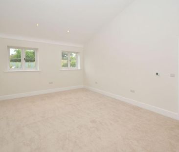 2 bedroom barn conversion to rent - Photo 2