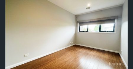 3 BR plus study - Photo 2