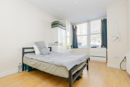 3 bedroom flat to rent - Photo 5