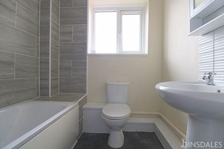 2 bedroom apartment to rent - Photo 5