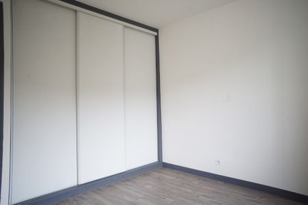 Location Appartement 3 pièces 65m² - Photo 2