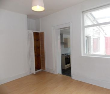 2 bedroom house to rent - Photo 1