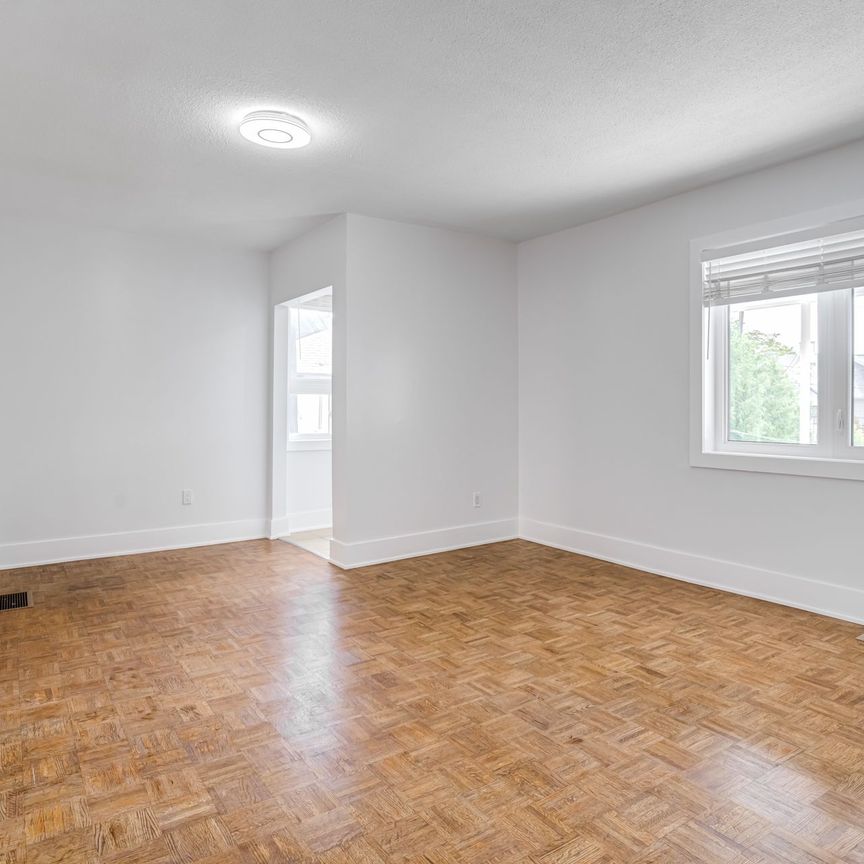 For Lease - 24 Kenora Crescent Unit# Main, Toronto, Ontario - Photo 1