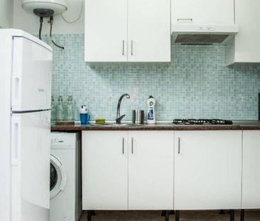 Carrer de Lancaster, Barcelona, Catalonia 08001 - Photo 3