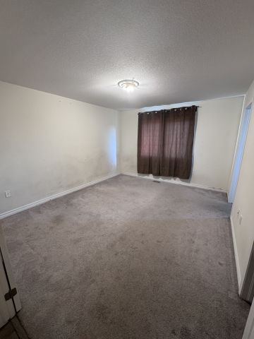 For Lease - 138 Watermill Street, Kitchener, Ontario - Photo 4