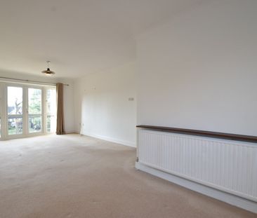 Bridgewater Road, WEYBRIDGE, KT13 - Photo 4