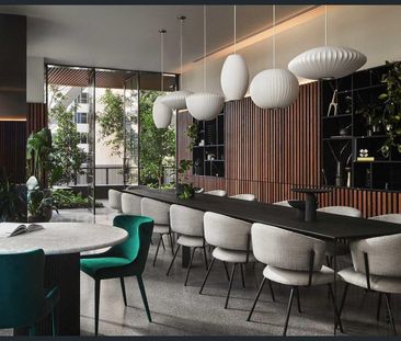 Sleek and Stylish! - Photo 6