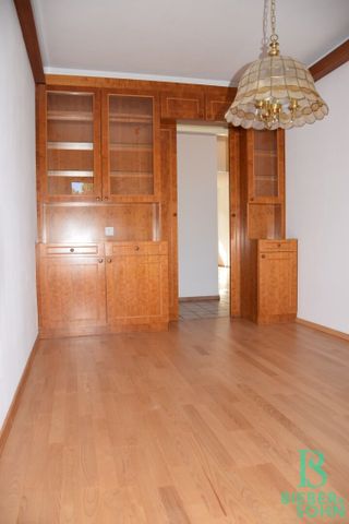 Eleganter „Retro-Style“ – Großzügige, sonnige, ruhige Wohnung mit Süd-Loggia! 2 Garagenplätze! - Photo 4