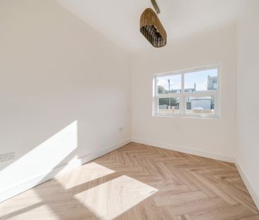 2 bedroom ground flat to rent - Photo 1