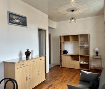 APPARTEMENT T2 [MEUBLE] A LOUER A ROANNE - GARE - Photo 2