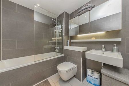 Cobblestone Square, Wapping, E1W - Photo 5