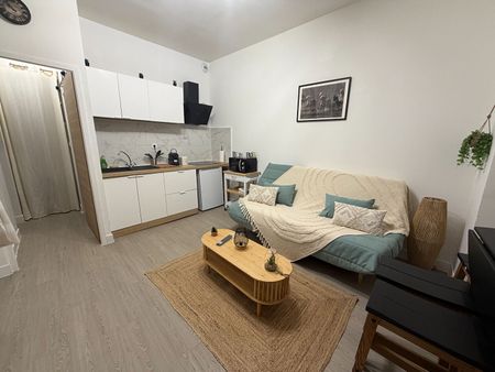 Location Appartement 2 pièces 28m² NIMES 30000 - Photo 2