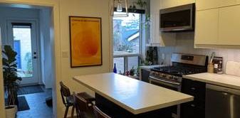 Furnished Sublet Mar 1- May 1 - Photo 2