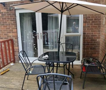 3 Bed Terraced House, Harborough Rise, S2 - Photo 1